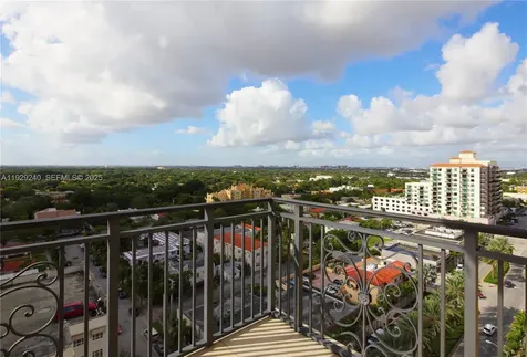 1607 Ponce De Leon Boulevard Coral Gables FL 33134