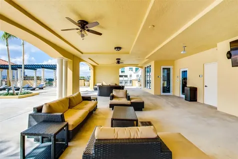 1607 Ponce De Leon Boulevard Coral Gables FL 33134