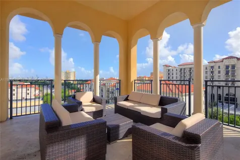 1607 Ponce De Leon Boulevard Coral Gables FL 33134