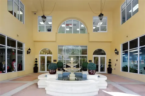 1607 Ponce De Leon Boulevard Coral Gables FL 33134