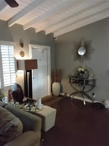 911 W Country Club Circle Plantation FL 33317