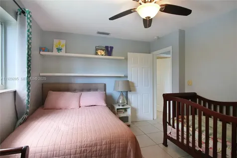 3813 S Lake Terrace Miramar FL 33023