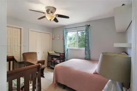 3813 S Lake Terrace Miramar FL 33023
