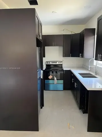 9254 NW 3rd Avenue Miami FL 33150