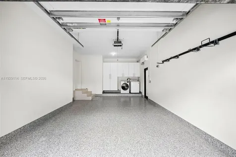 1815 Fairhaven Place Miami FL 33133