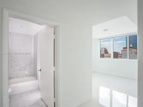 244 Biscayne Boulevard Miami FL 33132