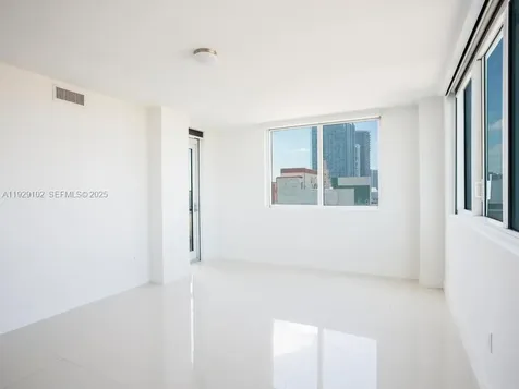 244 Biscayne Boulevard Miami FL 33132