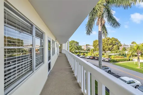 314 Grantham A Deerfield Beach FL 33442