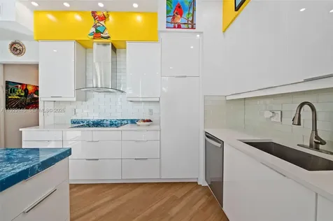 16400 Collins Avenue Sunny Isles Beach FL 33160