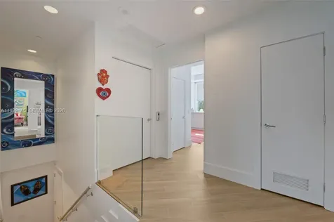 16400 Collins Avenue Sunny Isles Beach FL 33160