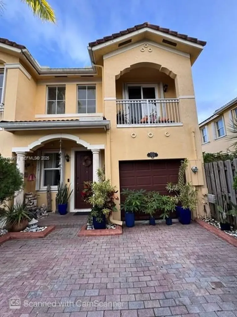 15064 SW 8th Lane Miami FL 33194