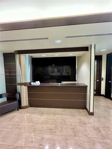 20900 NE 30 Th Avenue Aventura FL 33180
