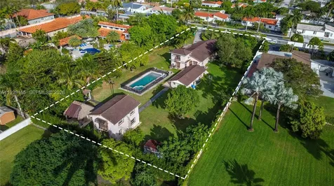 300 SW 123rd Avenue Miami FL 33184