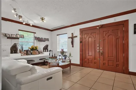 300 SW 123rd Avenue Miami FL 33184