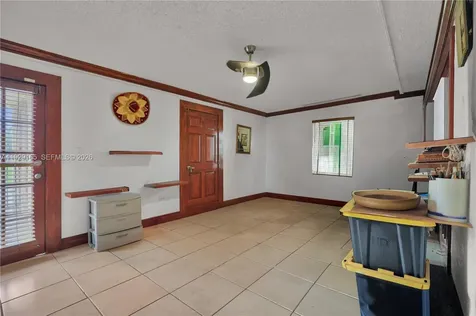 300 SW 123rd Avenue Miami FL 33184