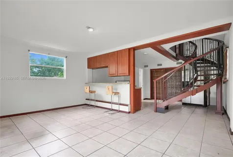 300 SW 123rd Avenue Miami FL 33184