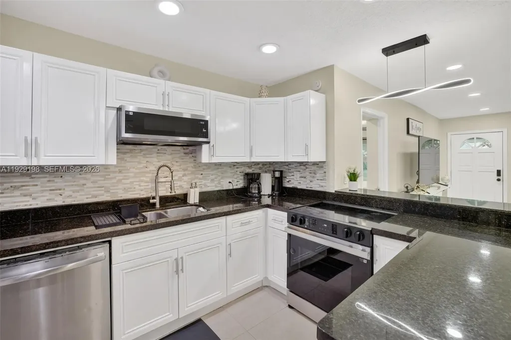 4617 SW 24th Avenue Fort Lauderdale FL 33312