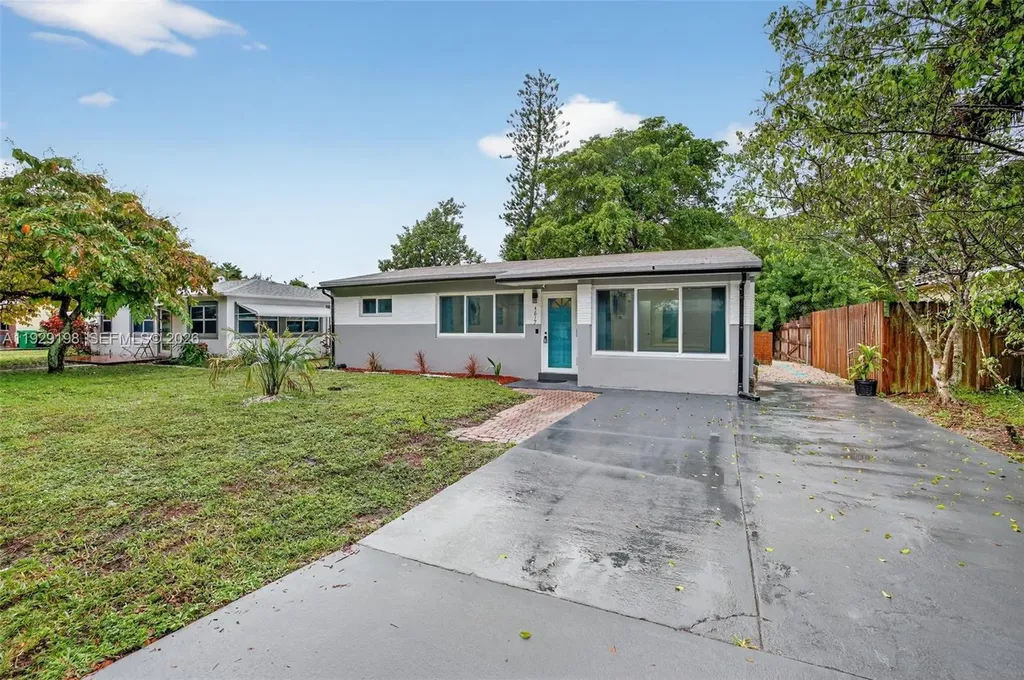 4617 SW 24th Avenue Fort Lauderdale FL 33312