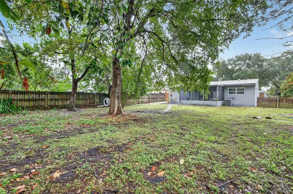 4617 SW 24th Avenue Fort Lauderdale FL 33312