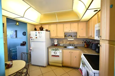900 Saint Charles Place Pembroke Pines FL 33026