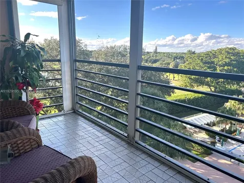 900 Saint Charles Place Pembroke Pines FL 33026