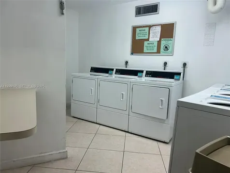 900 Saint Charles Place Pembroke Pines FL 33026