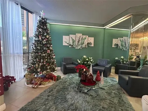 900 Saint Charles Place Pembroke Pines FL 33026