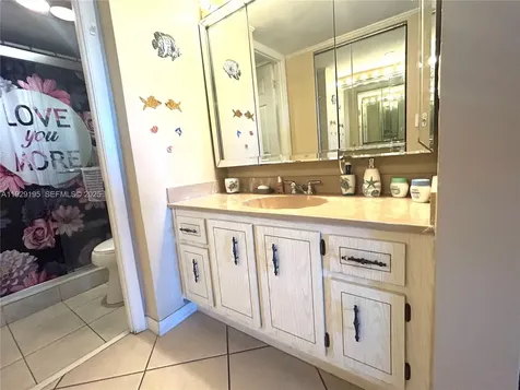 900 Saint Charles Place Pembroke Pines FL 33026