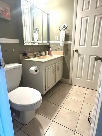 900 Saint Charles Place Pembroke Pines FL 33026