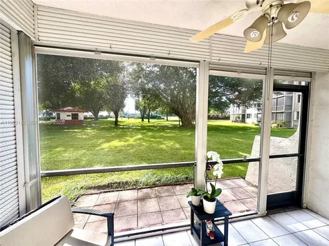 8990 S Hollybrook Boulevard Pembroke Pines FL 33025