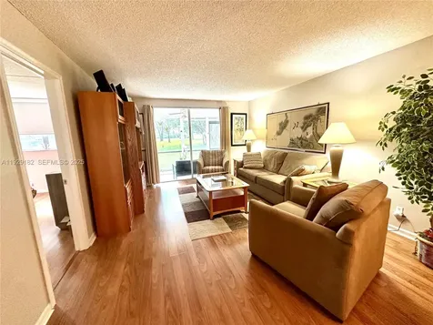 8990 S Hollybrook Boulevard Pembroke Pines FL 33025