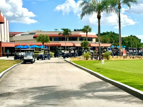 8990 S Hollybrook Boulevard Pembroke Pines FL 33025