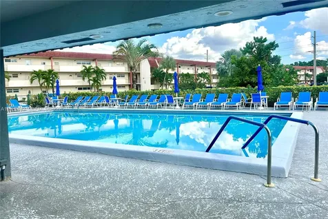 8990 S Hollybrook Boulevard Pembroke Pines FL 33025