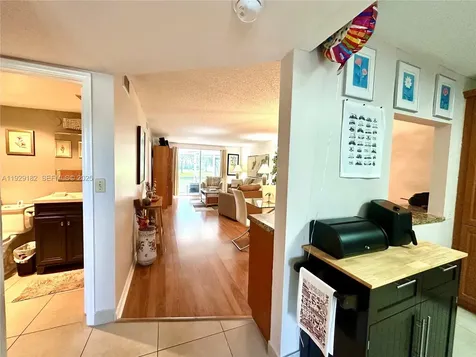 8990 S Hollybrook Boulevard Pembroke Pines FL 33025
