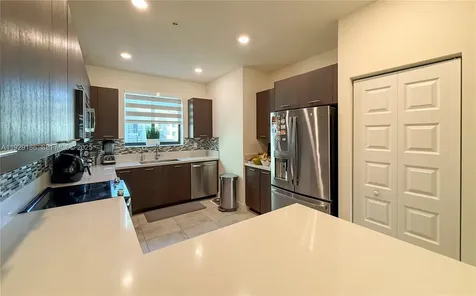 4654 NW 84th Avenue Doral FL 33166