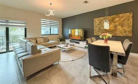 4654 NW 84th Avenue Doral FL 33166