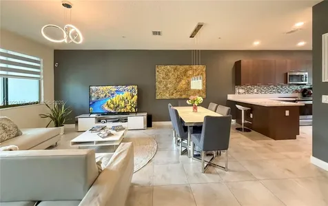 4654 NW 84th Avenue Doral FL 33166