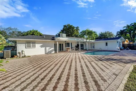 4740 N 31st Court Hollywood FL 33021