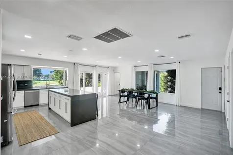 4740 N 31st Court Hollywood FL 33021