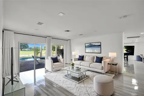 4740 N 31st Court Hollywood FL 33021