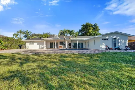 4740 N 31st Court Hollywood FL 33021