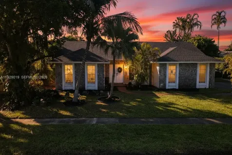 4740 N 31st Court Hollywood FL 33021
