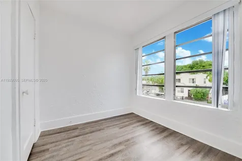 1736 SW 9th Street Miami FL 33135