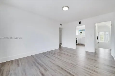 1736 SW 9th Street Miami FL 33135