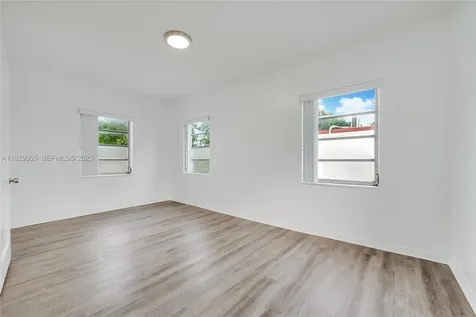 1736 SW 9th Street Miami FL 33135