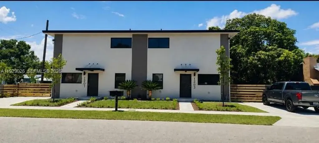 1901 NW 51st Terrace Miami FL 33142
