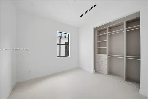 17 SE 12th Avenue Fort Lauderdale FL 33301