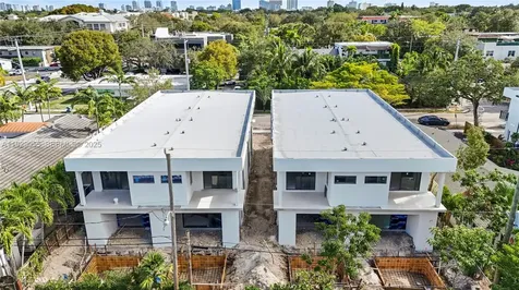 17 SE 12th Avenue Fort Lauderdale FL 33301