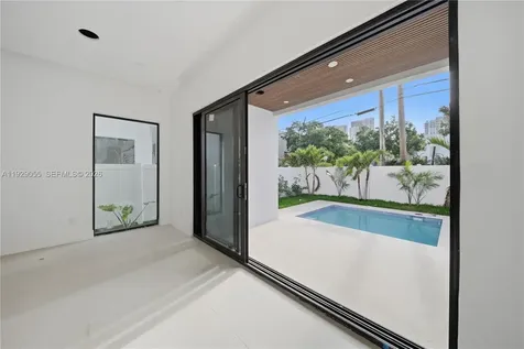 17 SE 12th Avenue Fort Lauderdale FL 33301