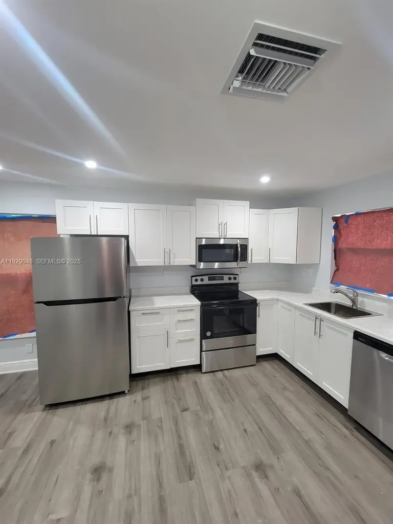 1809 NW 8th Place Fort Lauderdale FL 33311